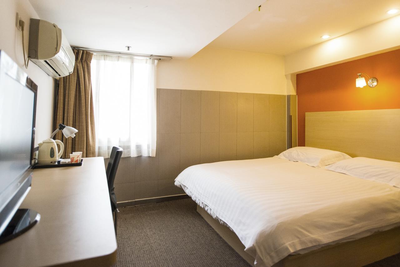 Motel Shenzhen Longgang Longcheng Square Metro Station Εξωτερικό φωτογραφία