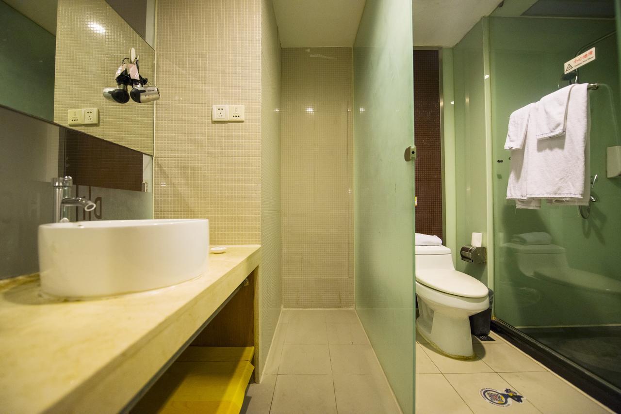 Motel Shenzhen Longgang Longcheng Square Metro Station Εξωτερικό φωτογραφία
